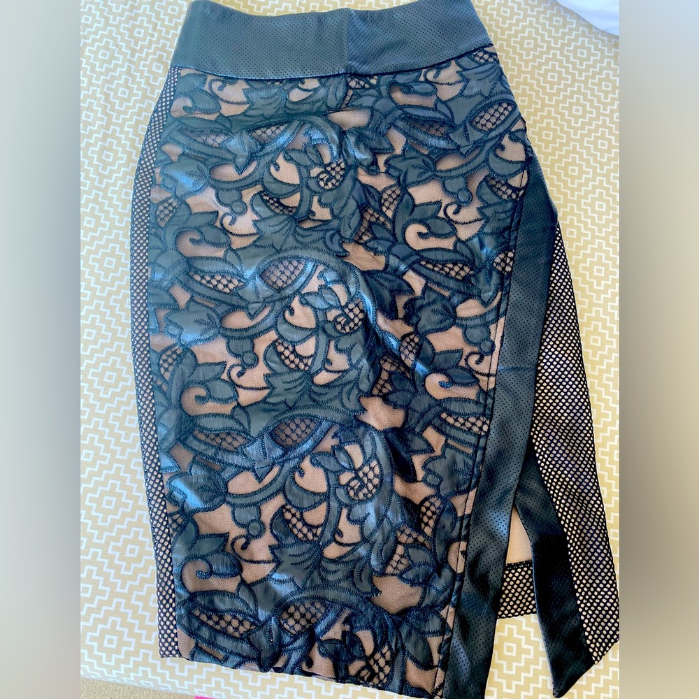 NWOT Almagores lace skirt